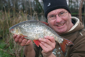 2lb Roach Caught On The River Test